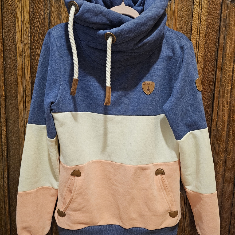 Wanakome Blue and Pink Hoodie